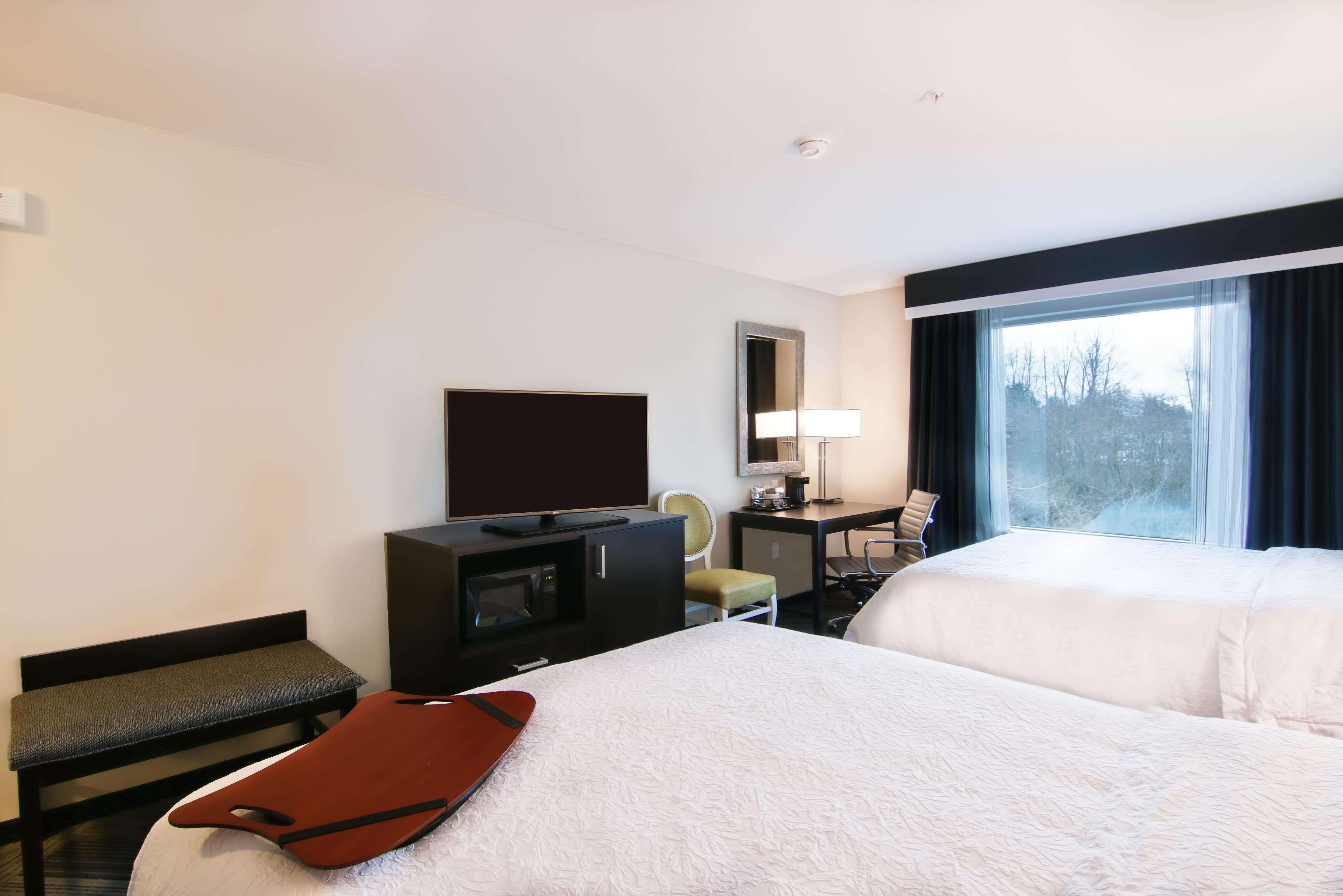 Hampton Inn & Suites Bellevue Downtown/Seattle Zewnętrze zdjęcie